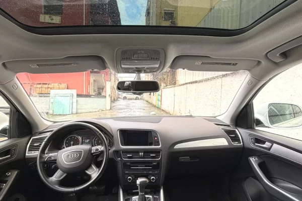 Makina me qera ne Rinas Tirane – Audi Q5 2.0 Benzine | Automatike per 50 euro dita