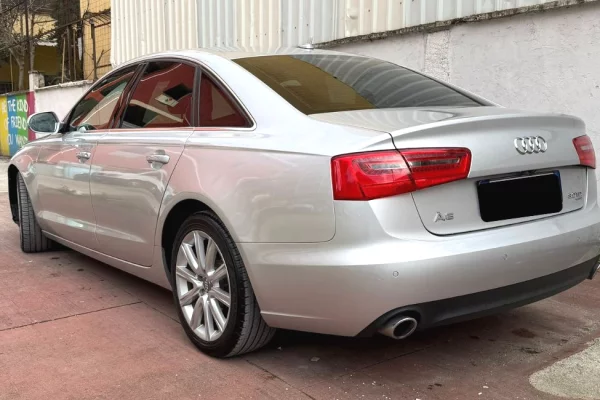 Makina me qera ne Rinas Tirane – Audi A6 3.0 Nafte  duke filluar nga 40 euro dita