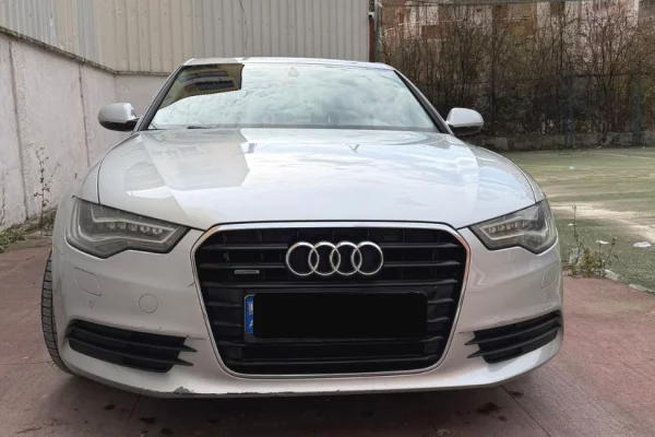 Makina me qera ne Rinas Tirane – Audi A6 3.0 Nafte  duke filluar nga 40 euro dita