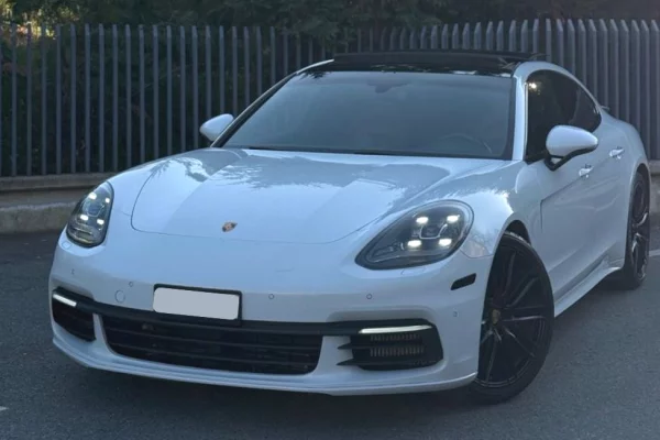 Makina me qera ne Tirane - 300 Euro