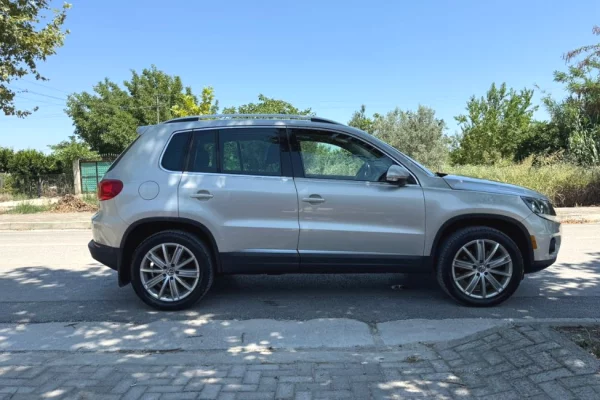 Makina me qera ne Tirane - 40 Euro