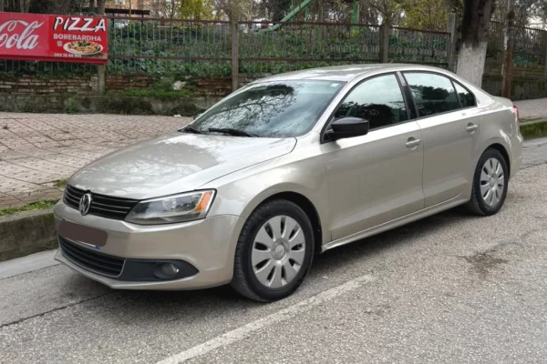 Makina me qera ne Tirane - 30 Euro