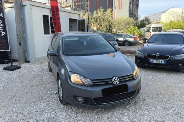 Makina me qera ne Tirane - 30 Euro