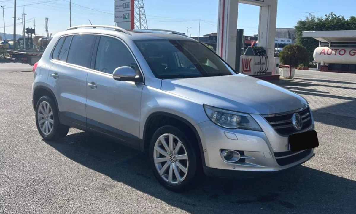  Makina me qera ne Rinas Tirane – Volkswagen Tiguan 2.0 Nafte per 40 euro dita