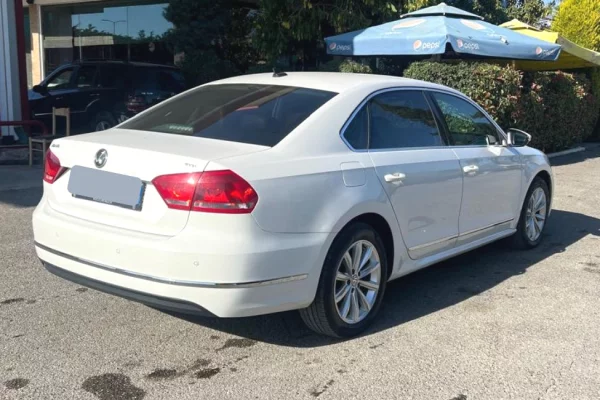 Makina me qera ne Tirane - 35 Euro