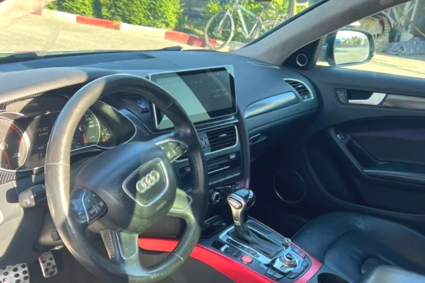 Audi A4 2015 – Stil Gjerman & Komfort Maksimal vetem 50Euro/dita 