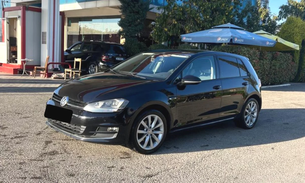 Makine me qera ne Rinas Tirane Volkswagen Golf 7   Modern, Ekonomik duke filluar nga 40 euro dita