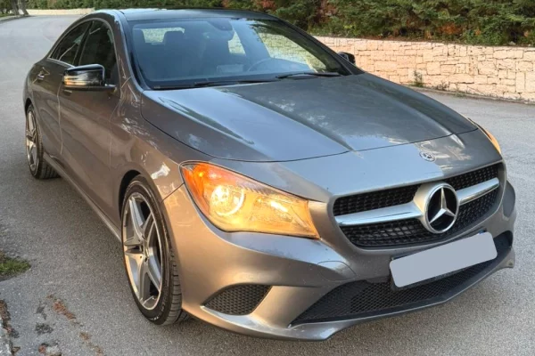 Car Rental in Saranda - 60 Euro