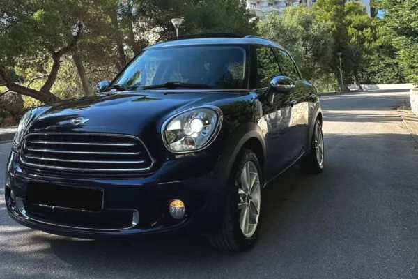 🔥 Makinë me qera në Sarandë – Mini Cooper 2013 vetëm 35€/dita 🔥