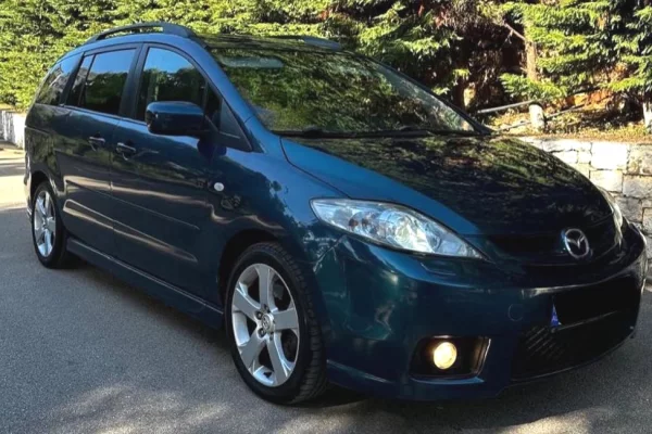 🔥 Makinë me qera në Sarandë – Mazda 3 2010 duke filluar nga 25€/dita 🔥
