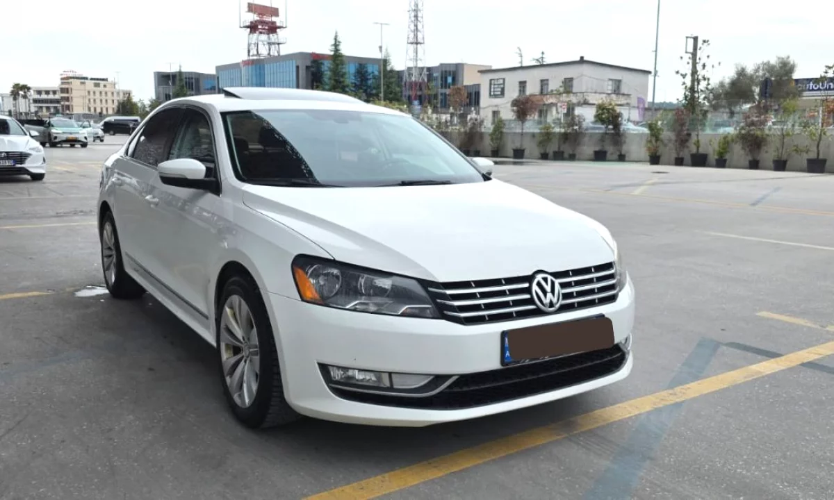 Makine me qera ne Rinas Tirane Volkswagen Passat 2014 duke filluar nga 30 euro dita