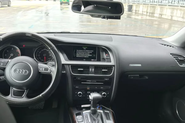 Makine me qera ne Rinas Tirane Audi A5 2.0 TDI Automat – 2014 | Elegance & Performance Premium