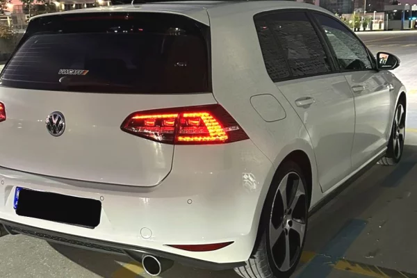 Makine me qera ne Rinas Tirane Volkswagen Golf 7 GTD 2.0 TDI Automat – 2016 | Sportiv & Ekonomik 