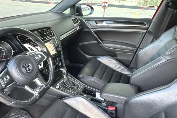 Makine me qera ne Rinas Tirane Volkswagen Golf 7 GTD 2.0 TDI Automat – 2016 | Sportiv & Ekonomik 