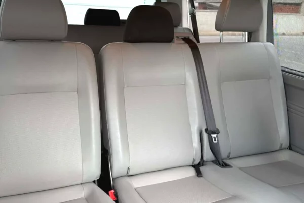 🚐✨ Volkswagen Transporter 2016 – Praktik, komod dhe ideal per udhetime ne grup!