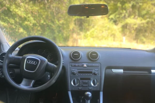  Makine me qera Audi A3 2.0 TDI – Kompakt, Ekonomik dhe me Stil Sportiv! Vetem 30Euro/dita