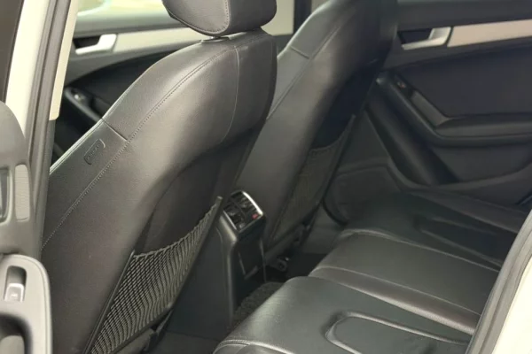 Makine me qera Audi A4 – 2.0 TDI | Automatike duke filluar nga 50 euro dita