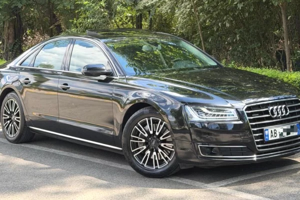 Makine me qera Audi A8 – 3.0 Diesel | Automatike | Panoramike duke filluar nga 90 euro dita