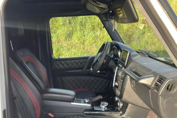 🚘 Mercedes-Benz G63 AMG – 6.3 Benzine Biturbo 
