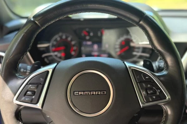 Makine me qera Chevrolet Camaro RS – 2.0 Benzine | Automatike