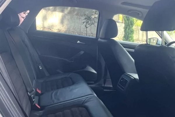 Makine me qera Volkswagen Passat SEL – 2.0 Diesel | Automatike