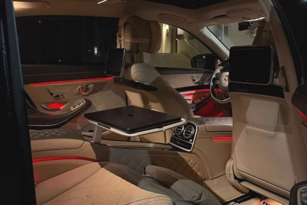 Mercedes-Benz S600 Maybach V12 – Ekskluzivitet, Fuqi dhe Luks i Pakrahasueshem