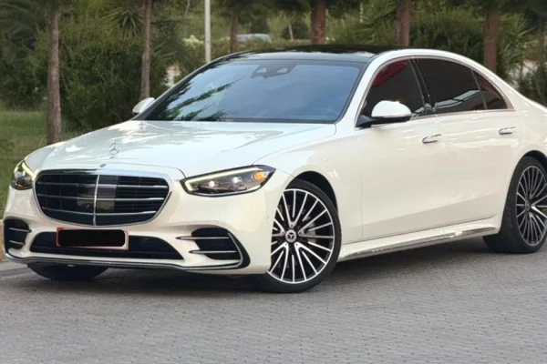 Makina me qera ne Tirane - 250 Euro