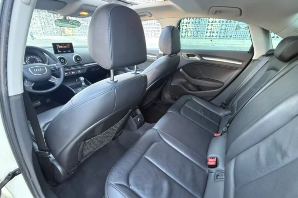Super oferta makine me qera ne rinas Audi A3  duke filluar nga 30 euro dita