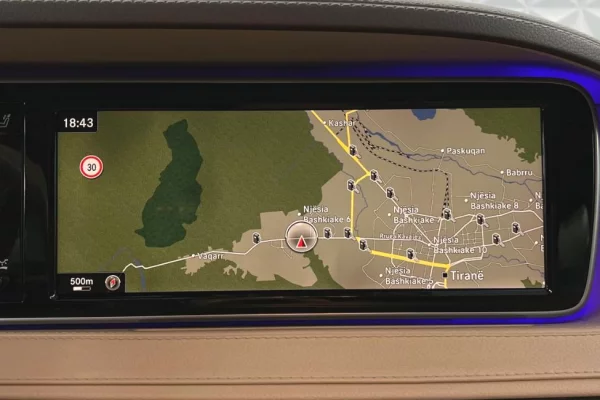 Makine me qera ne rinas tirane mercedes s class duke filluar nga 150 euro dita 
