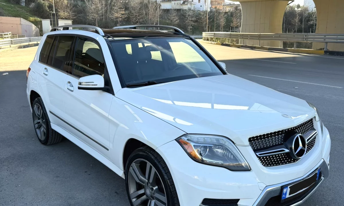 Makina ne shitje ne Tirane, Mercedes-Benz, 2015 Diesel,Kambio Automatik Pagesa 12,900  Euro.
