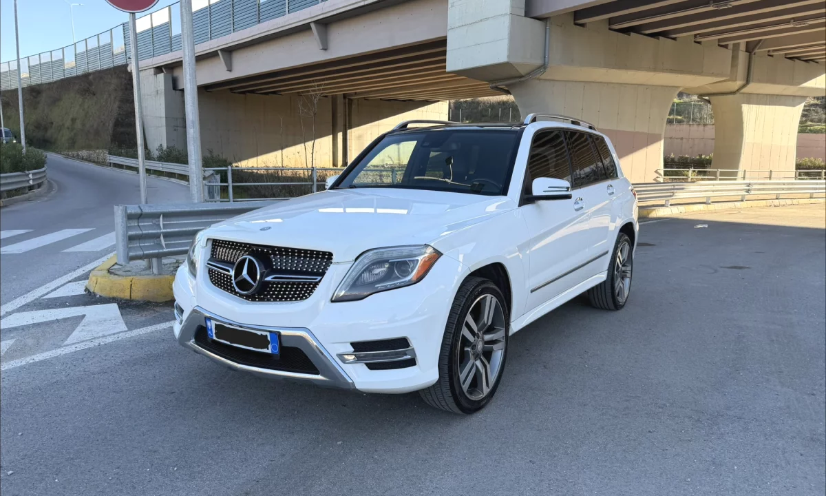Makina ne shitje ne Tirane, Mercedes-Benz, 2015 Diesel,Kambio Automatik Pagesa 1,290,000  Leke.