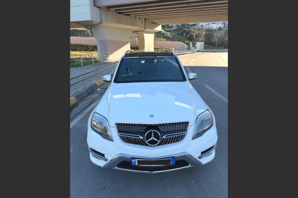 Makina ne shitje ne Tirane, Mercedes-Benz, 2015 Diesel,Kambio Automatik Pagesa 1,290,000  Leke.