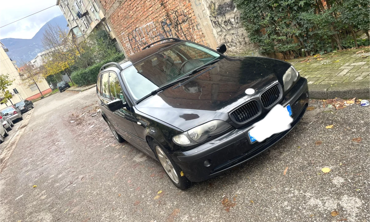 Auto in Vendita a Tirana, BMW, 2003 Diesel,Kambio Manual Pagamento 1,900  Euro.