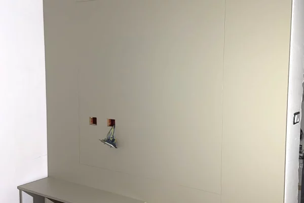 Shtepi ne shitje Apartament ne Tirane, 1+1, Mobilimi E mobiluar, Pagesa 135,000  Euro.