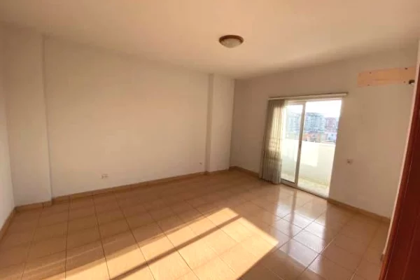 Shtepi ne shitje 3+1 ne Tirane - 355,000 Euro
