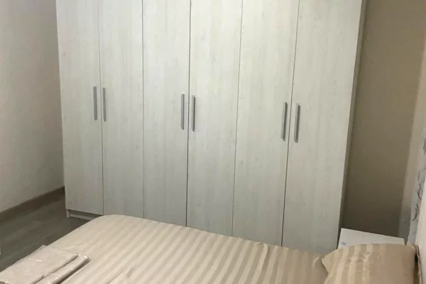 prane kristal center jepet me qera apartament 1+1 i mobiluar