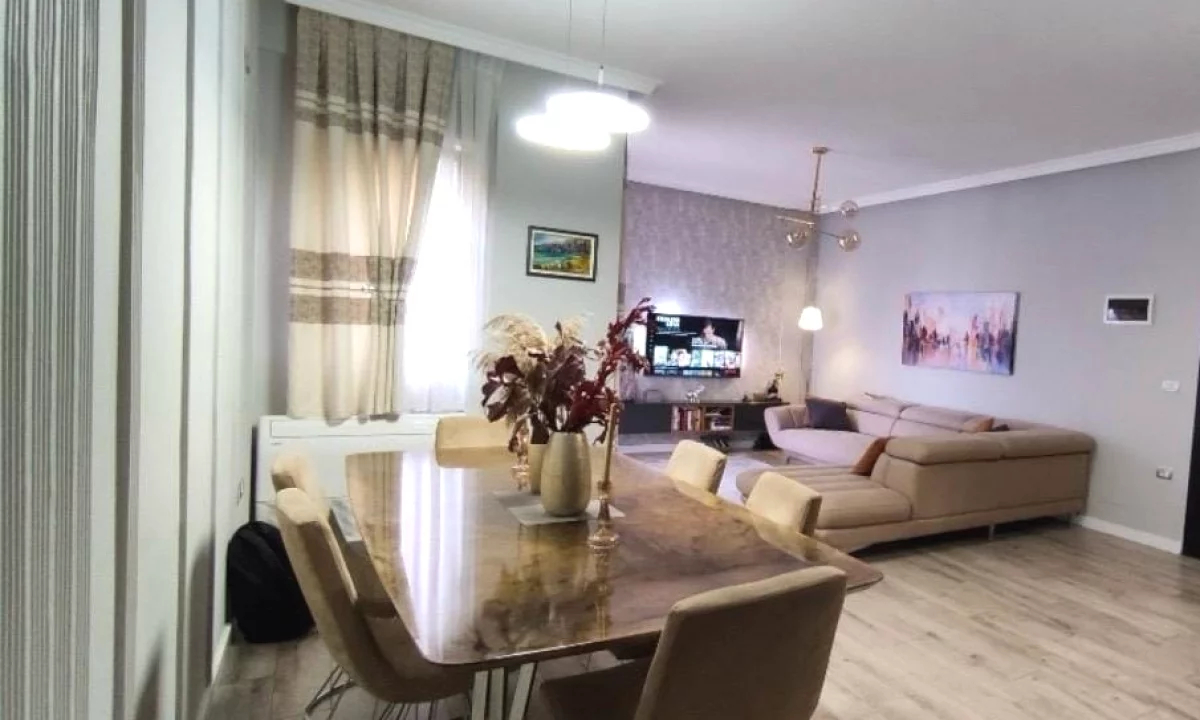 Shtepi me qera Apartament ne Tirane, 2+1, Mobilimi E mobiluar, Pagesa 60,000  Leke.