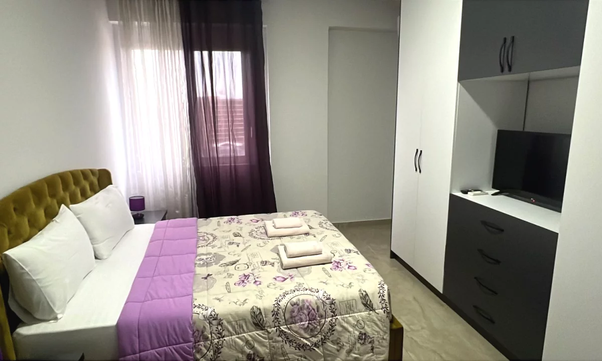 Shtepi me qera Apartament ne Tirane, 2+1, Mobilimi E mobiluar, Pagesa 48,000  Leke.