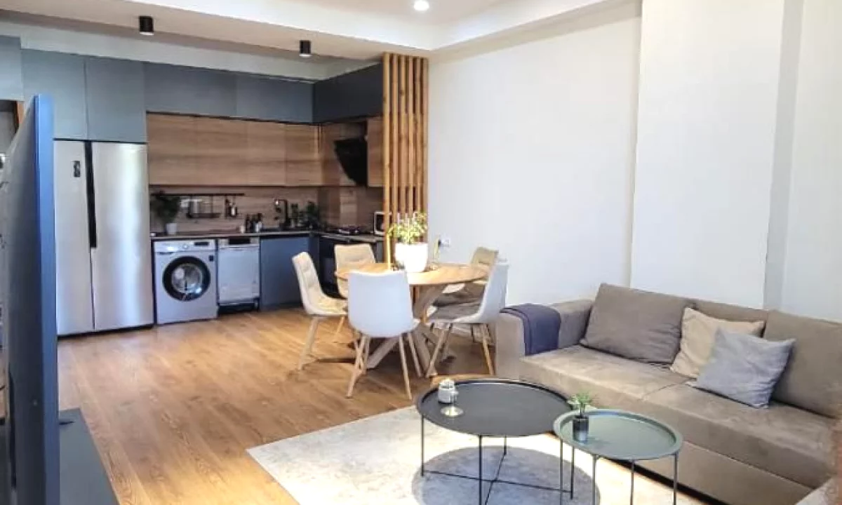 Shtepi me qera Apartament ne Tirane, 2+1, Mobilimi E mobiluar, Pagesa 600  Euro.