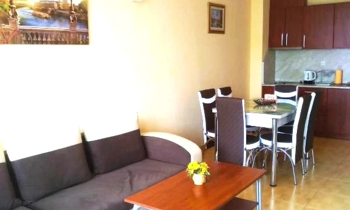 Shtepi me qera Apartament ne Tirane, 2+1, Mobilimi E mobiluar, Pagesa 520  Euro.