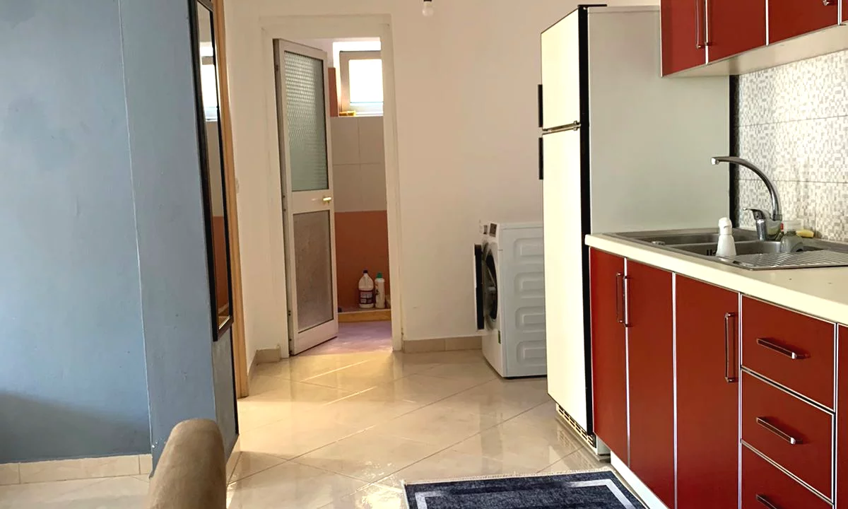 Appartamento in affitto a Tirana 1+1, Arredato