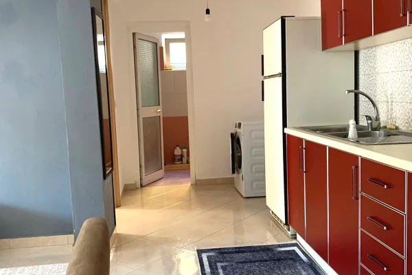 Pas Arlis Square 21 jepet  me qera apartament modern 2=1