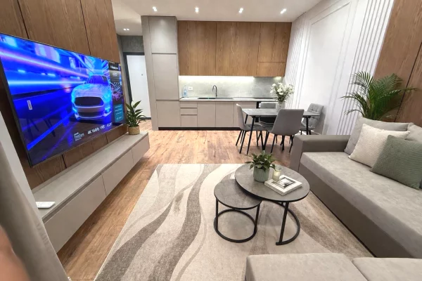 Bulevardi i RI/Treni, jepet me qera apartament modern 1+1