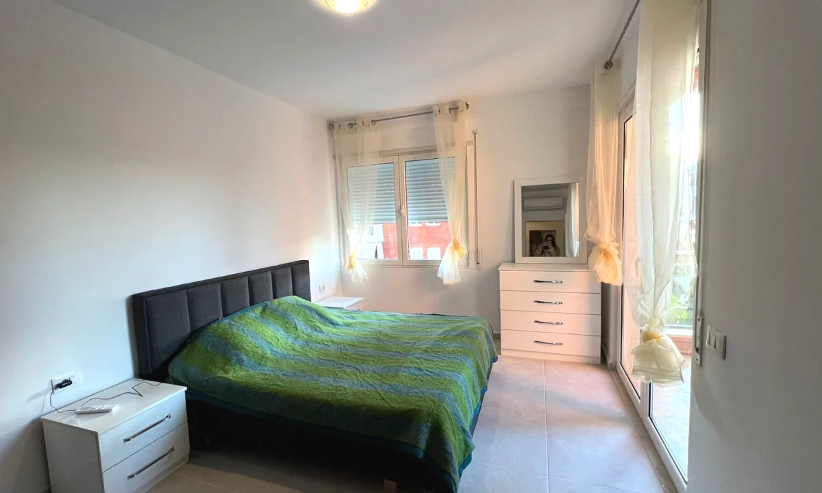 Appartamento in affitto a Tirana 1+1, Arredato