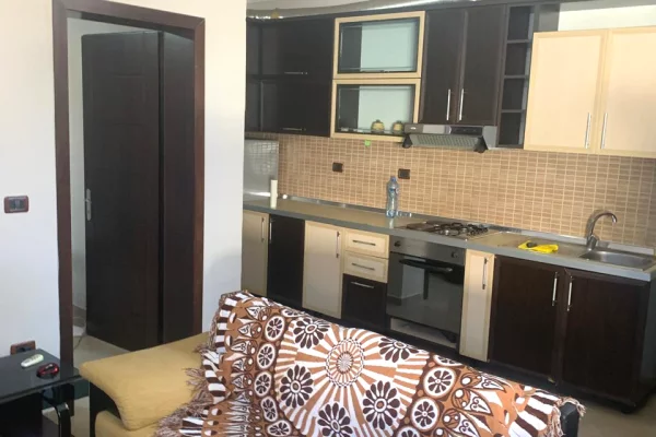 🏡 JEPET ME QIRA APARTAMENT 2+1 –TEK  UFO NE QENDER.