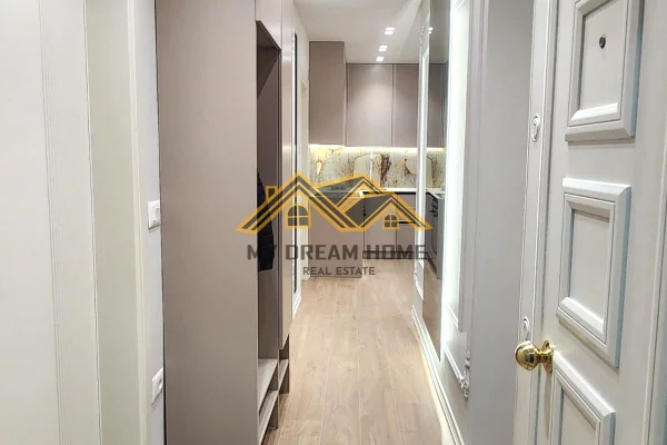 Appartamento in vendita a Durazzo 2+1, Arredato