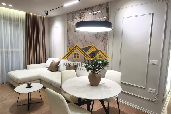 Appartamento in vendita a Durazzo 2+1, Arredato