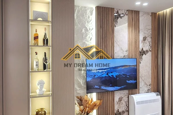 Appartamento in vendita a Durazzo 2+1, Arredato