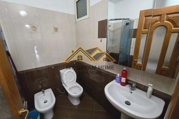 Shtepi me qera Apartament ne Durres, 1+1, Mobilimi E mobiluar, Pagesa 400  Euro.