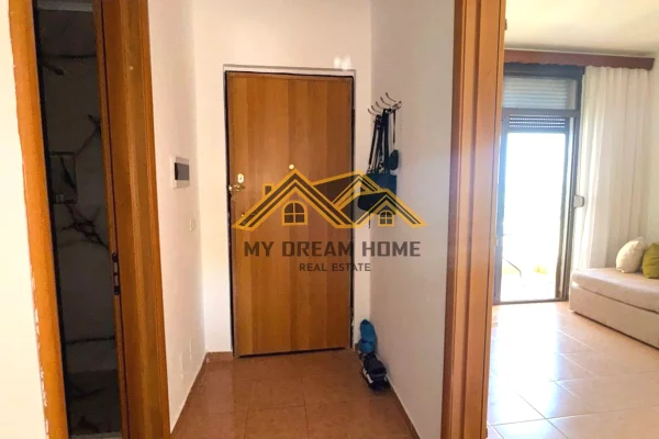 Appartamento in vendita a Durazzo 2+1, Arredato